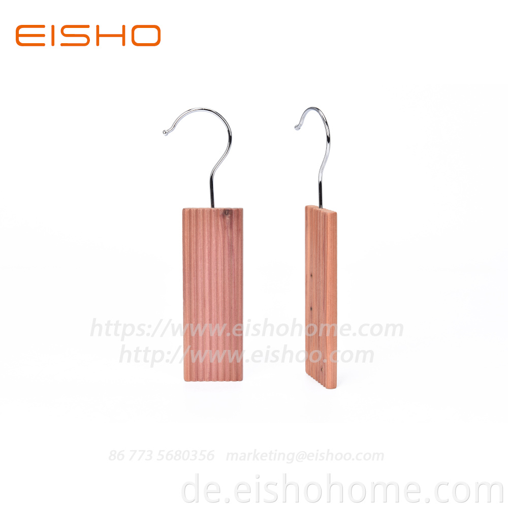 Natural Cedar Hang Up Hangers Eczd 3002 2